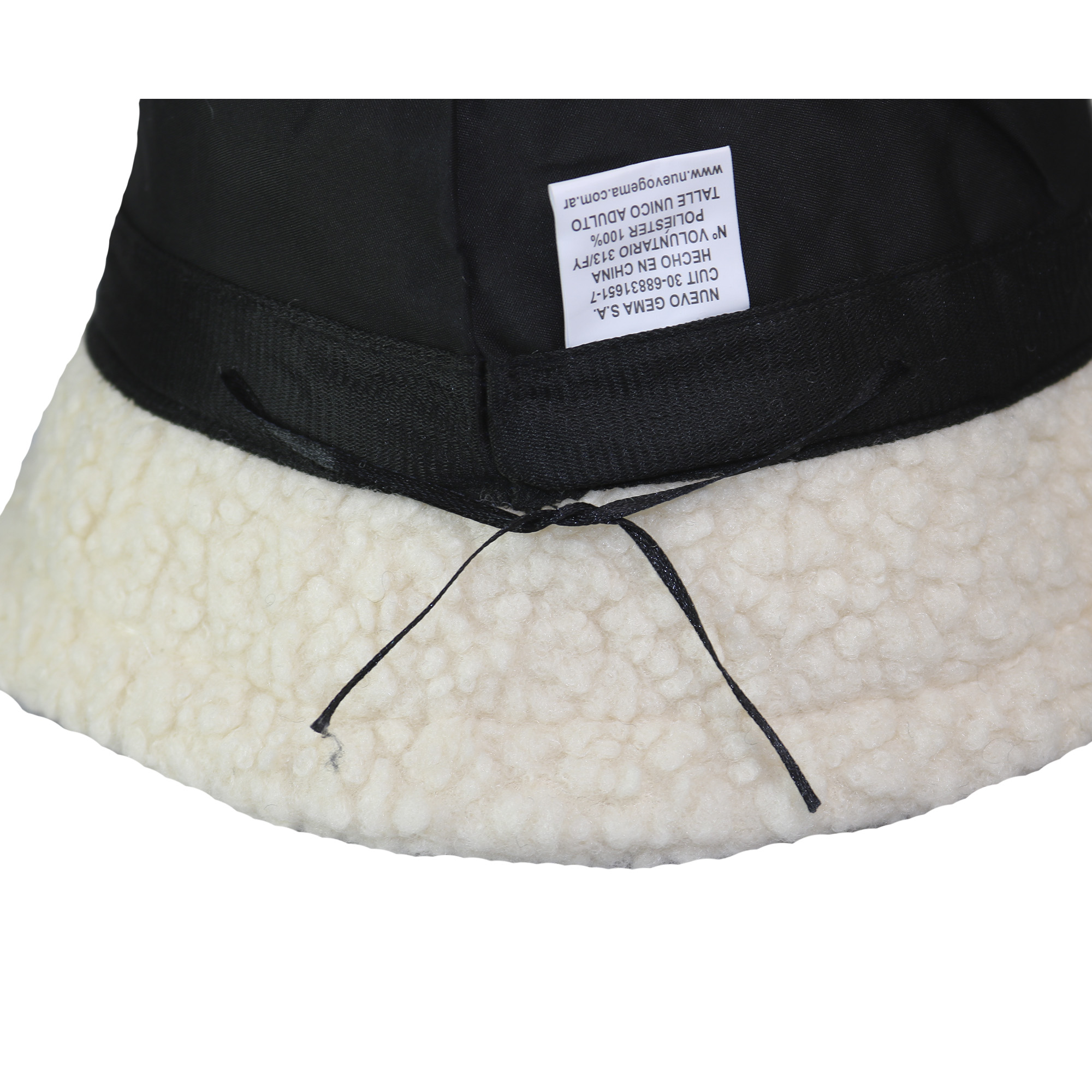 Sombrero piluso en corderito blanco de adulto.