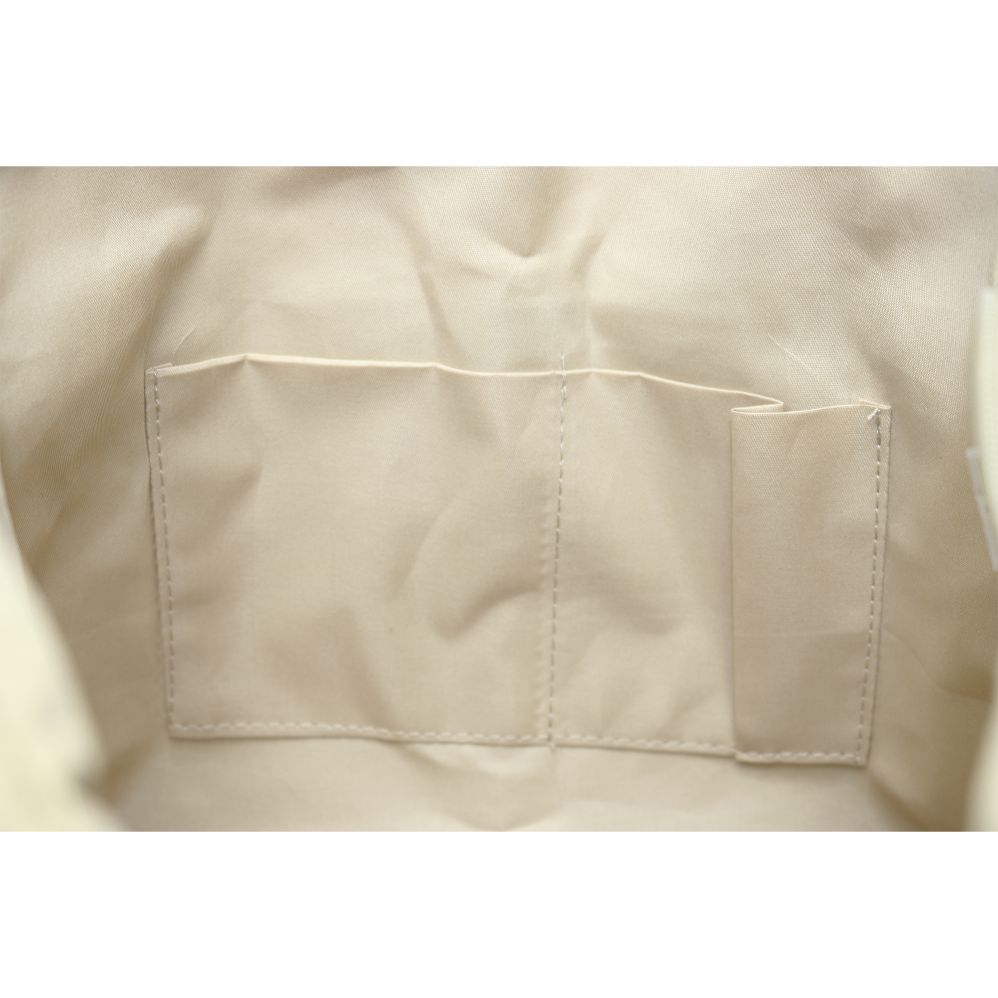 Tote bag puffer con boton caqui