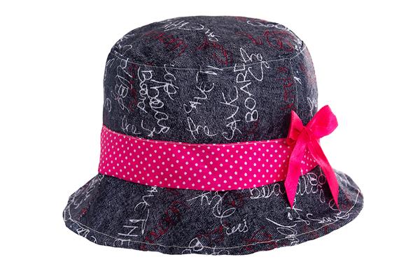 Bob hat de jean grafitti con cinta de lunares