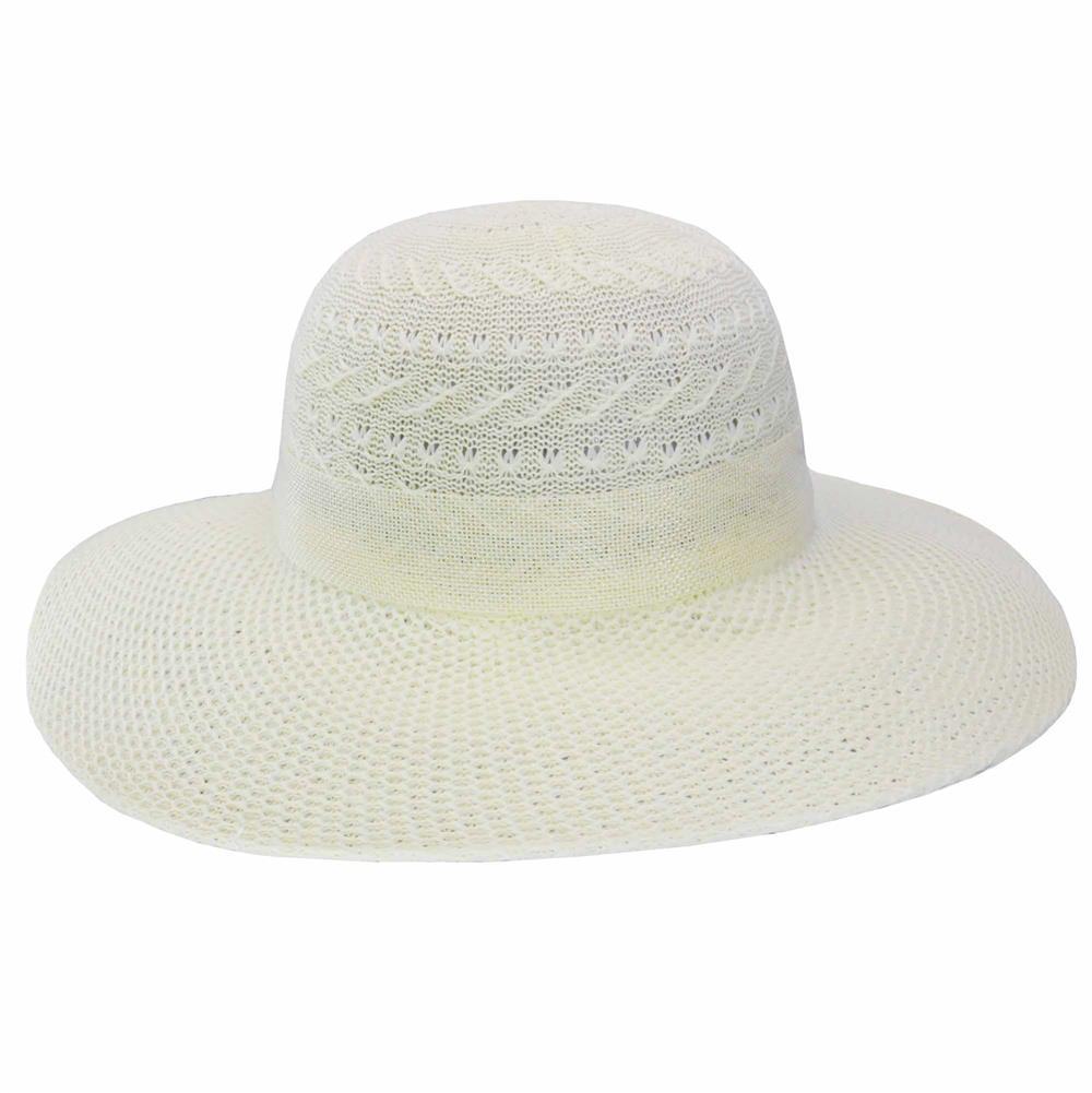 Sombrero capelina ala ancha con cinta.