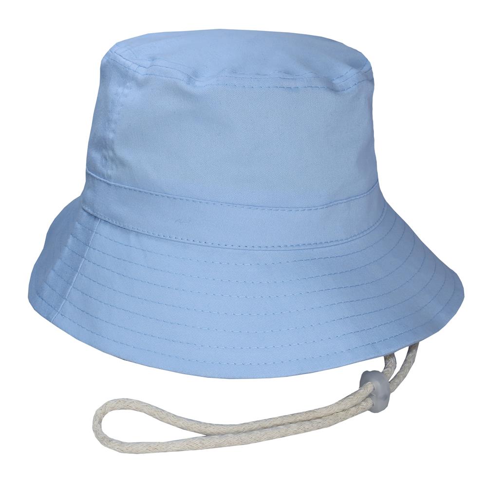 Bucket hat con cordón en gabardina pastel celeste 